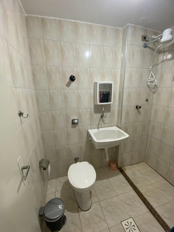Lindo Kit Na Quadra Da Praia Сантос Экстерьер фото